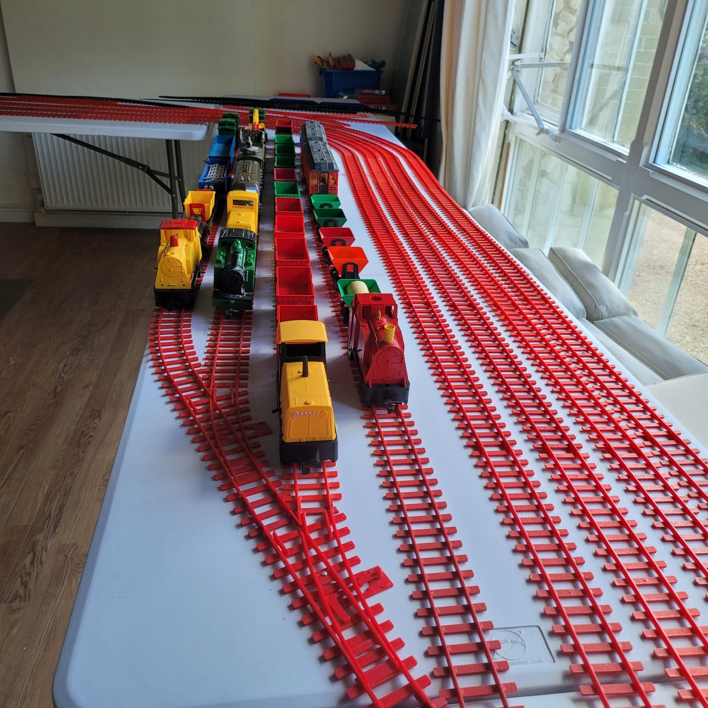 Big Big Train RIGHT Hand Points TWO PACK